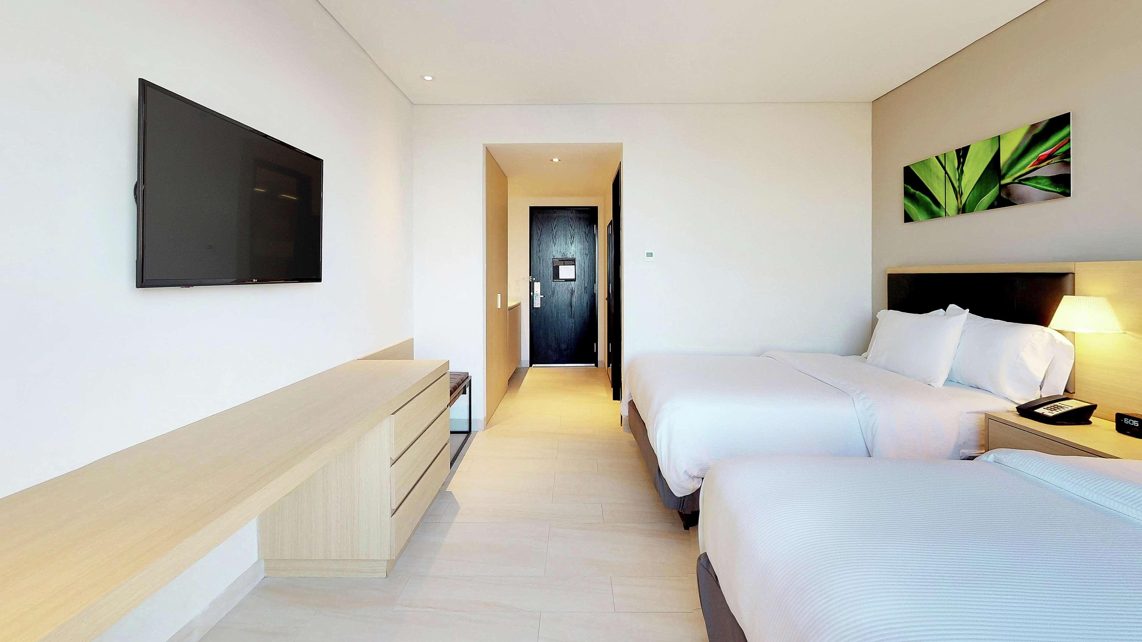Hilton Garden Inn Merida Exterior photo