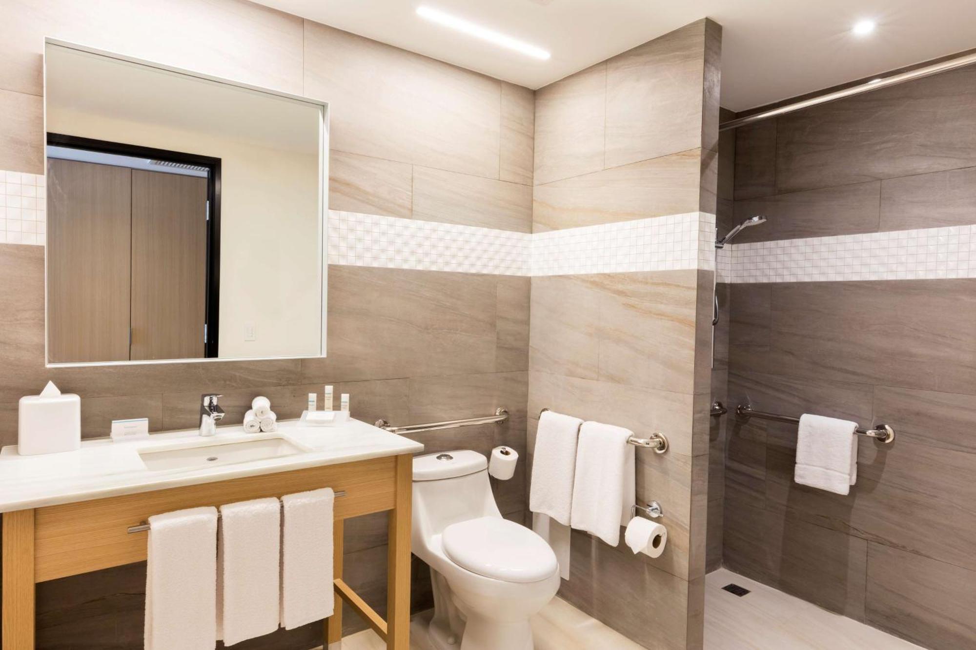 Hilton Garden Inn Merida Exterior photo