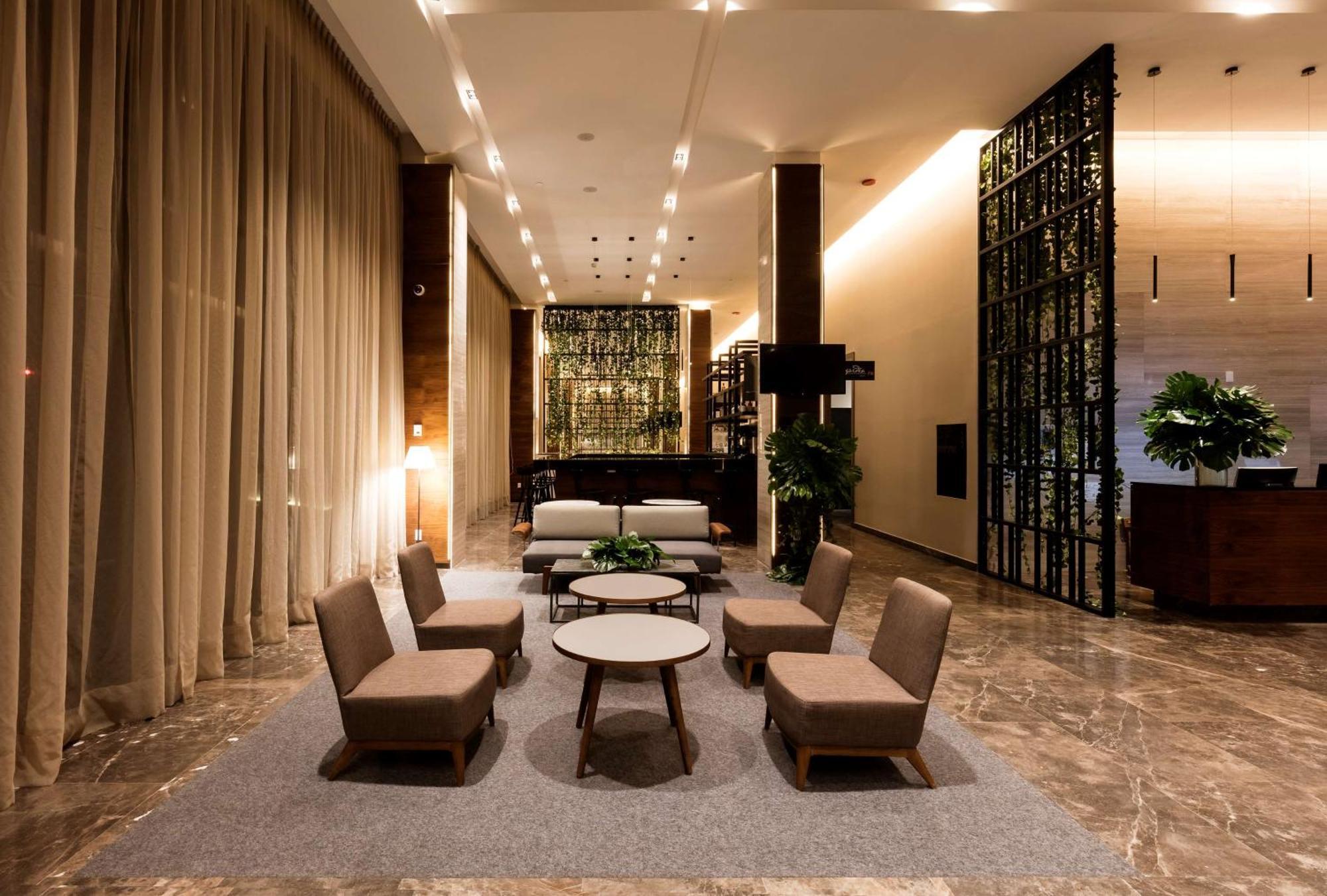 Hilton Garden Inn Merida Exterior photo